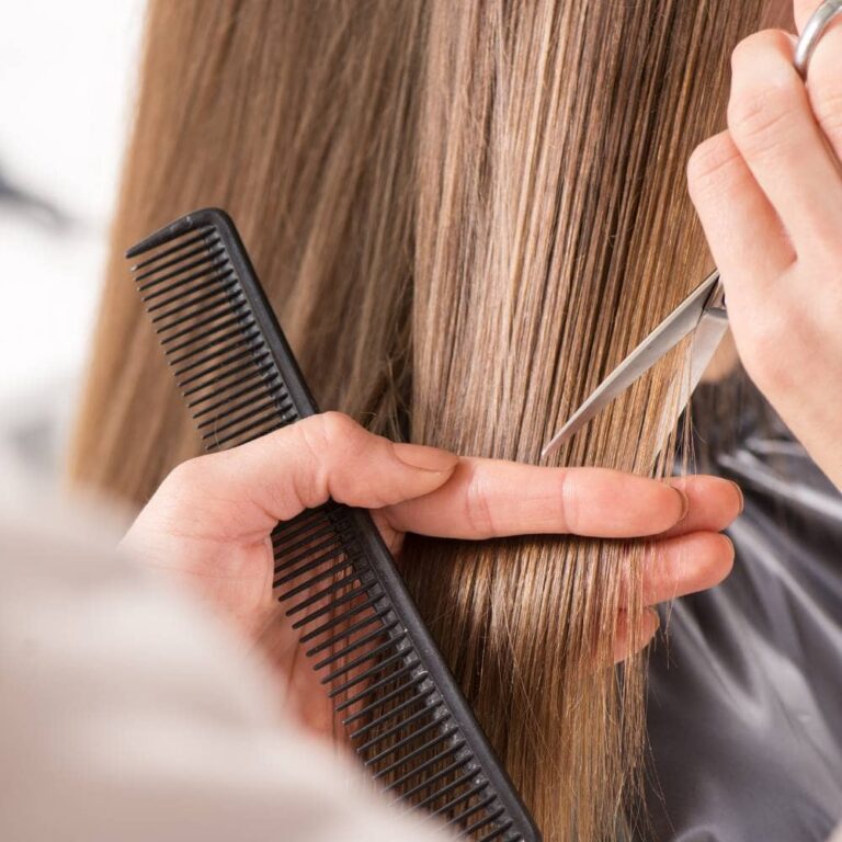women hair cut